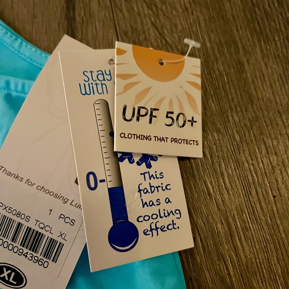 Lulu B Cooling UPF 50 Sleeveless V Neck Tank Top Aqua Blue XL NWT resort wear - Picture 10 of 12